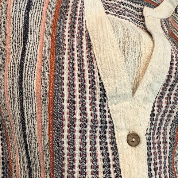 Button Down Shirred Blouse - Picture 9 of 14